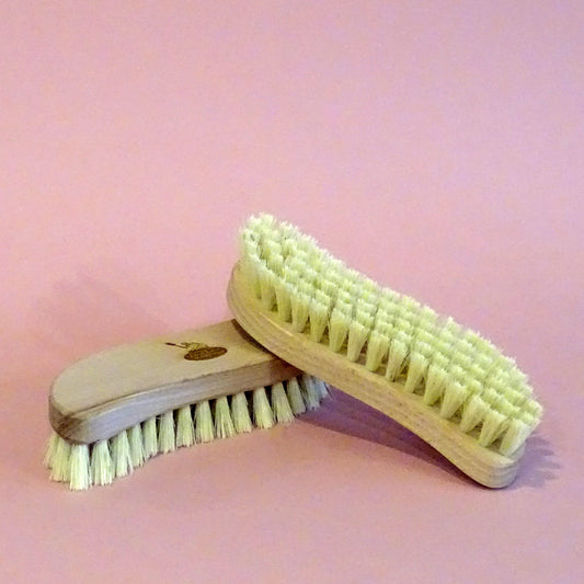 Cepillo de ropa semiduro