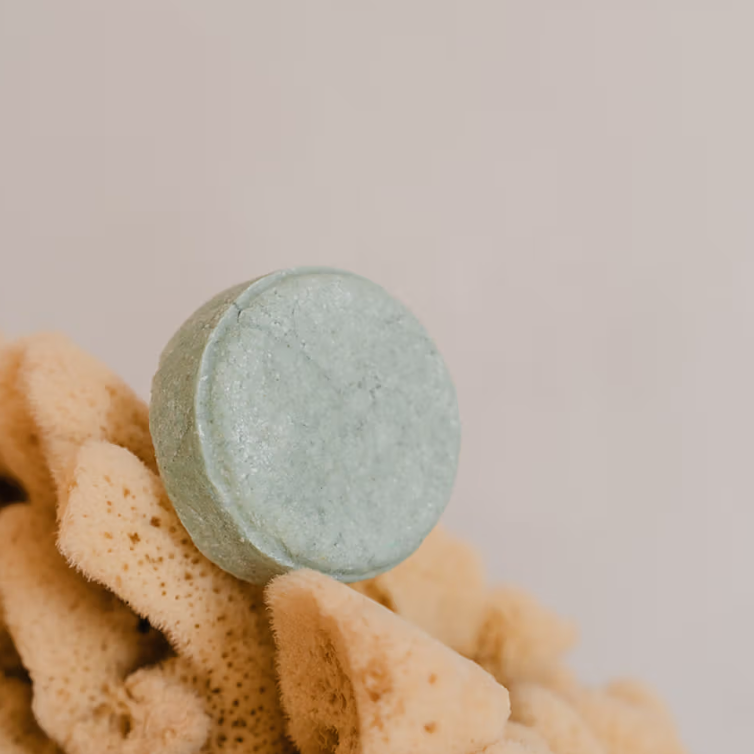 Champú Sólido de Ylang Ylang para Cabello Rizado, Seco o Dañado