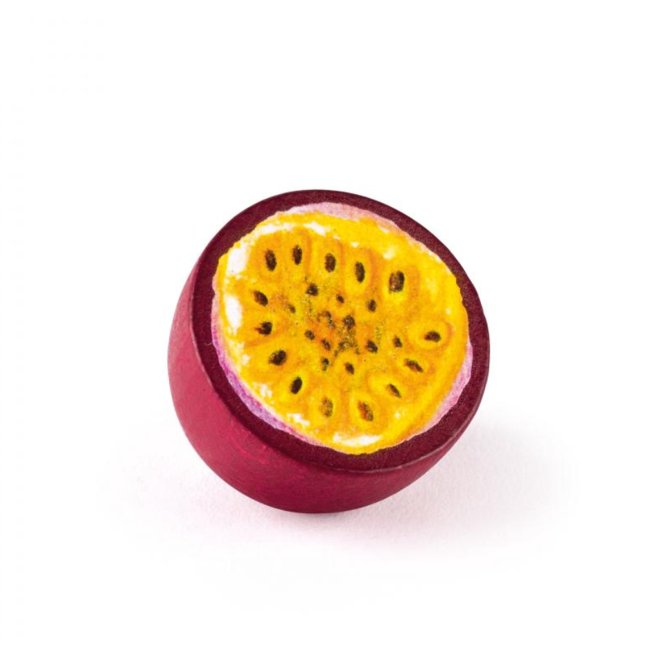Fruta de la pasion de madera