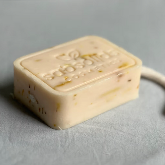 Jabón de Caléndula Natural para Toda la Familia