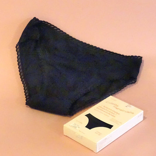 Braga menstrual flujo ligero negra